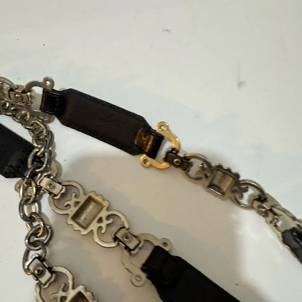 Fossil Chain and black  Leather Belt Medium